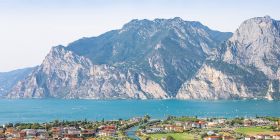 Den Sommer einläuten: 5 Touren am Gardasee
