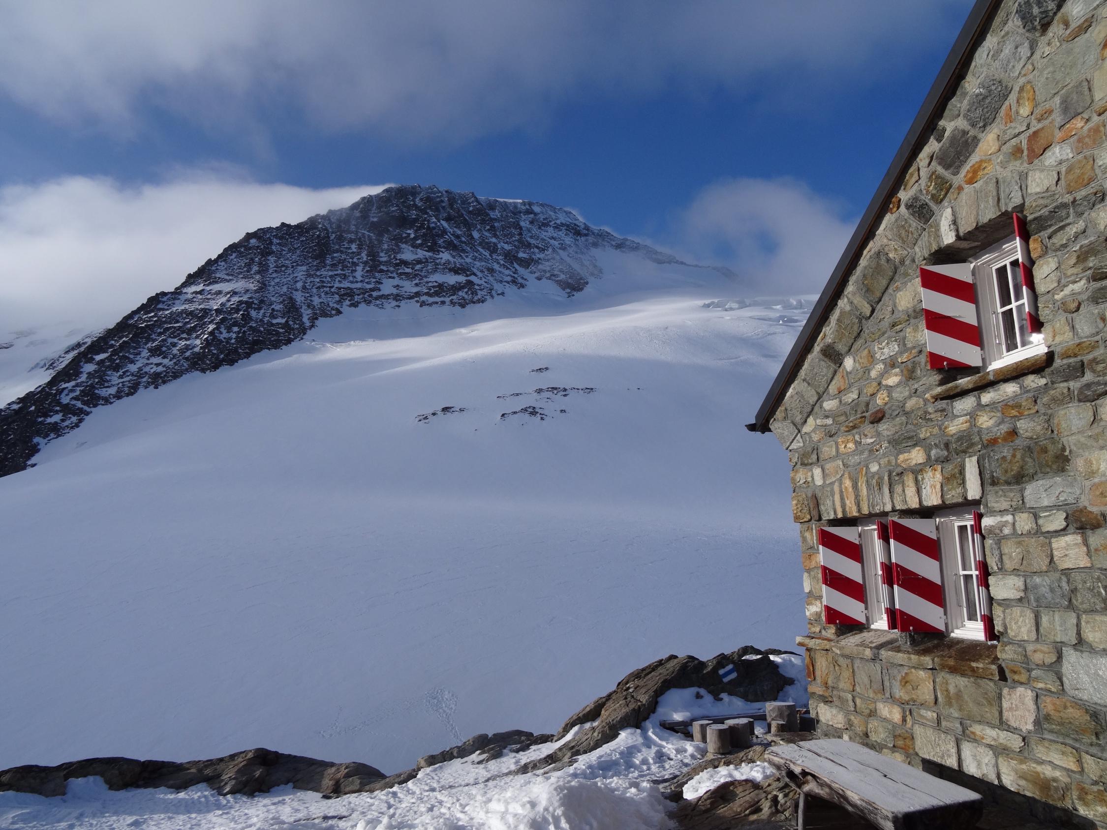 Gw chtenhorn 3404m Aktuelle Verh ltnisse Vom 06 04 2014 Auf Der gw-chtenhorn-3404m-aktuelle-verh-ltnisse-vom-06-04-2014-auf-der